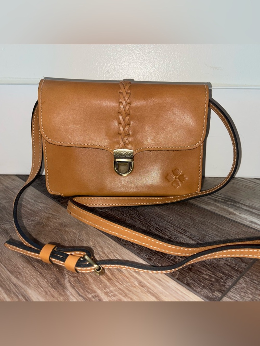 Patricia Nash - Bianco Crossbody Organizer SMALL PURSE TAN BROWN